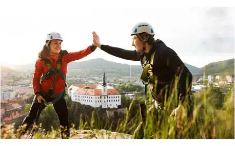 Objevte krásy Českého Švýcarska adrenalinově: výstup na ferratu se zkušeným průvodcem
