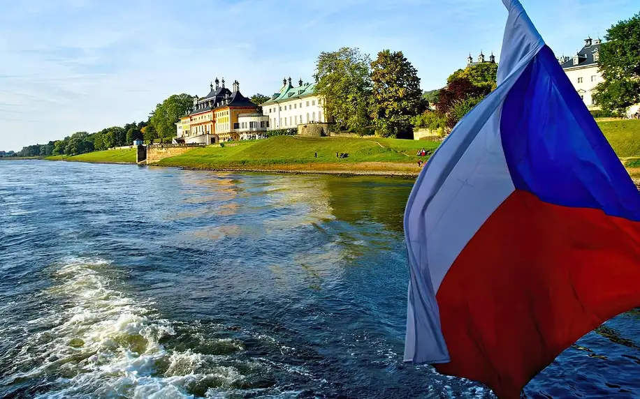Z Prahy do Drážďan a lodí k německému zámku Pillnitz