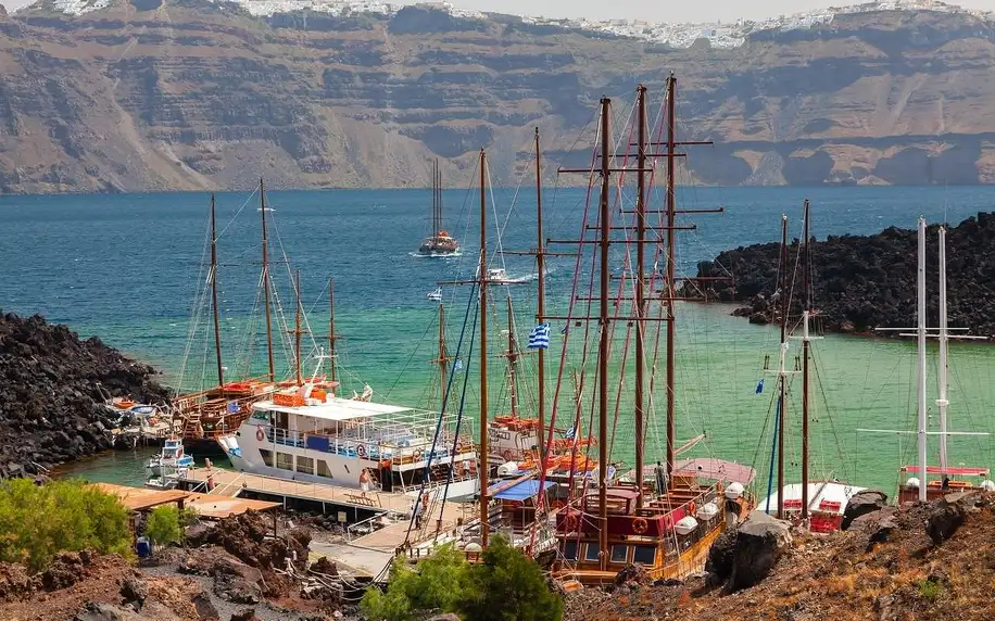Řecko - Santorini letecky na 5 dnů, snídaně v ceně