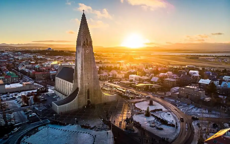 Island letecky na 8 dnů, snídaně v ceně