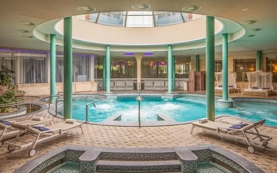 Sárvár: Spirit Hotel Thermal Spa ***** s neomezeným termálním wellness s 22 bazény + Saunový svět a polopenze