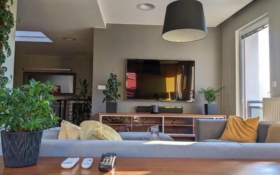 Praha: Luxurious villa-apartment with spacious terrace s možností vířivky na pokoji