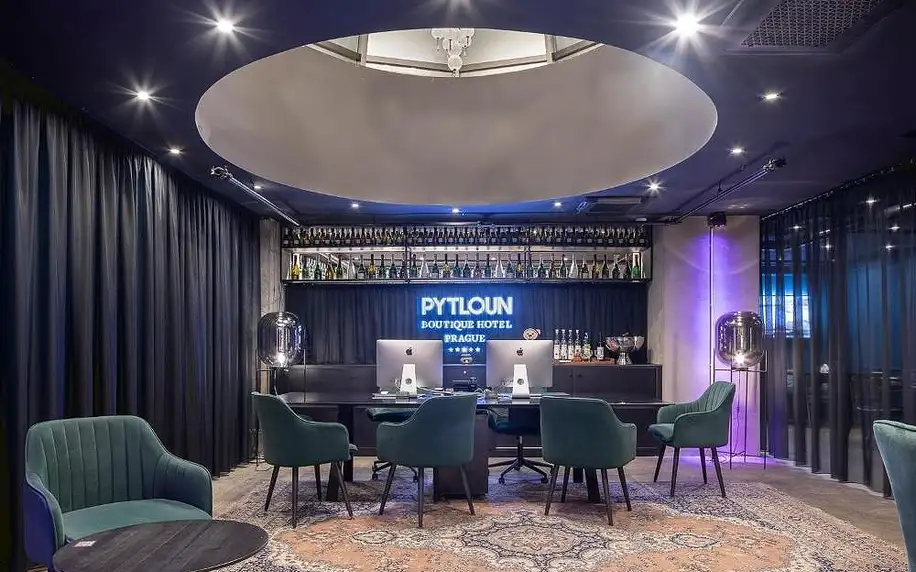 Praha: Pytloun Boutique Hotel Prague s možností vířivky na pokoji