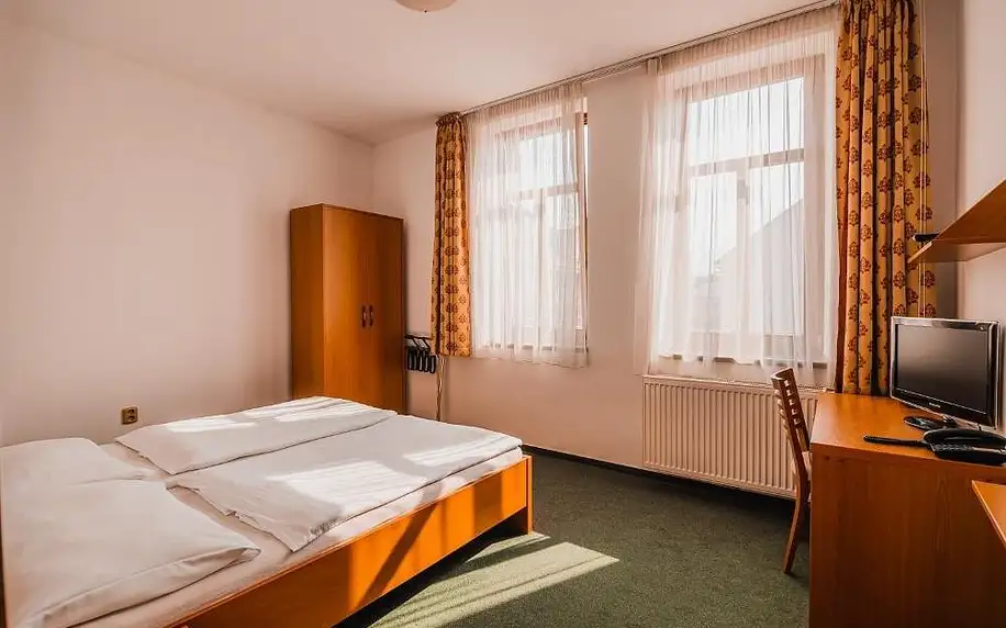 Vamberk: Hotel Krajka**** s možností vířivky na pokoji