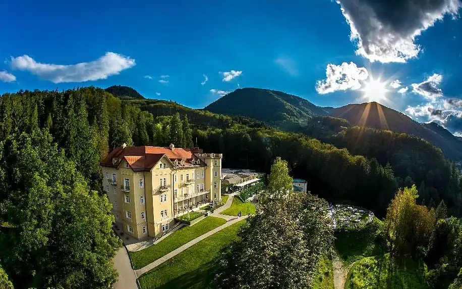 Zdraviliški dvor - 7 nocí od neděle se slevou, Rimske Toplice