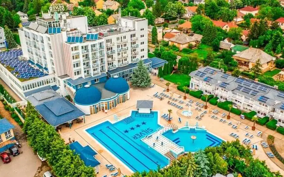 Lázně Hajdúszoboszló v Hotelu Silver **** s polopenzí, 2 aquaparky s klasickými a termálními bazény a wellness