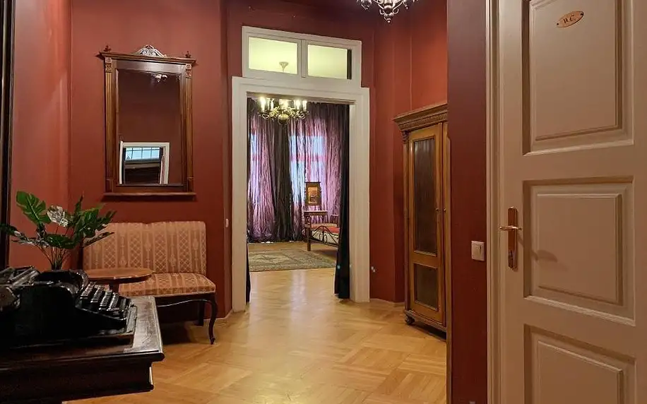 Praha: Small Luxury Palace Residence s možností vířivky na pokoji