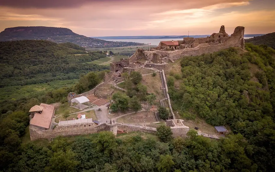 Pobyt u Balatonu s neomezeným wellness a polopenzí