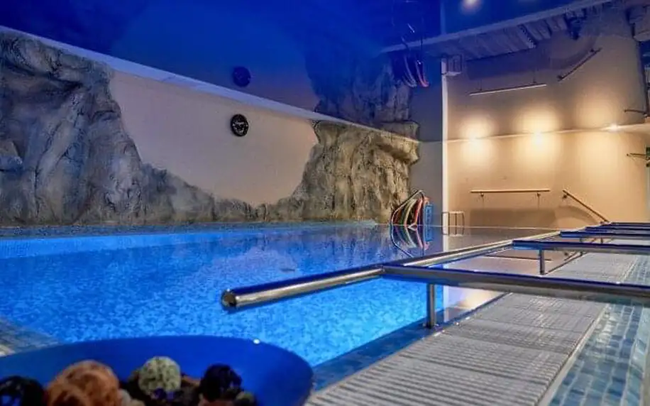 Františkovy Lázně: Kurhotel Brussel **** s polopenzí, neomezeným bazénem, saunou a fitness + až 5 procedur