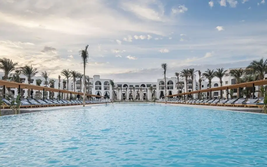 Serry Beach Resort, Hurghada, Pokoj Deluxe s výhledem na moře, letecky, all inclusive