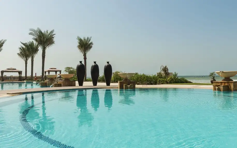 Ajman Saray, A Luxury Collection Resort, Ajman, Dvoulůžkový pokoj Deluxe s výhledem na moře, letecky, all inclusive
