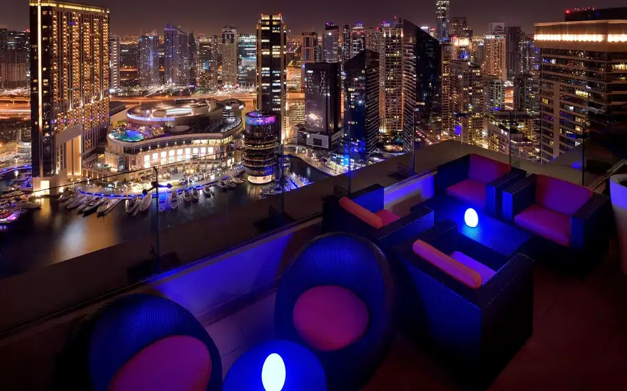 Delta Hotels by Mariott Jumeirah Beach, Dubaj, Dvoulůžkový pokoj, letecky, snídaně v ceně