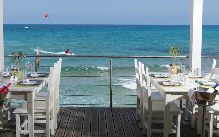 Ikaros Beach Resort & Spa, Kréta, Apartmá Junior, letecky, all inclusive