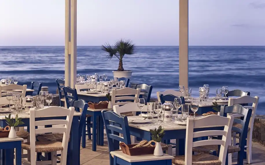 Ikaros Beach Resort & Spa, Kréta, Rodinný pokoj s výhledem do zahrady, letecky, plná penze