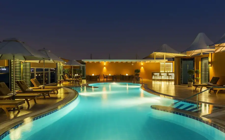 Four Points by Sheraton Bur Dubai, Dubaj, Dvoulůžkový pokoj Classic s oddělenými postelemi, letecky, plná penze