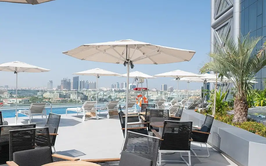 Al Bandar Rotana, Dubaj, Dvoulůžkový pokoj Club Rotana, letecky, snídaně v ceně