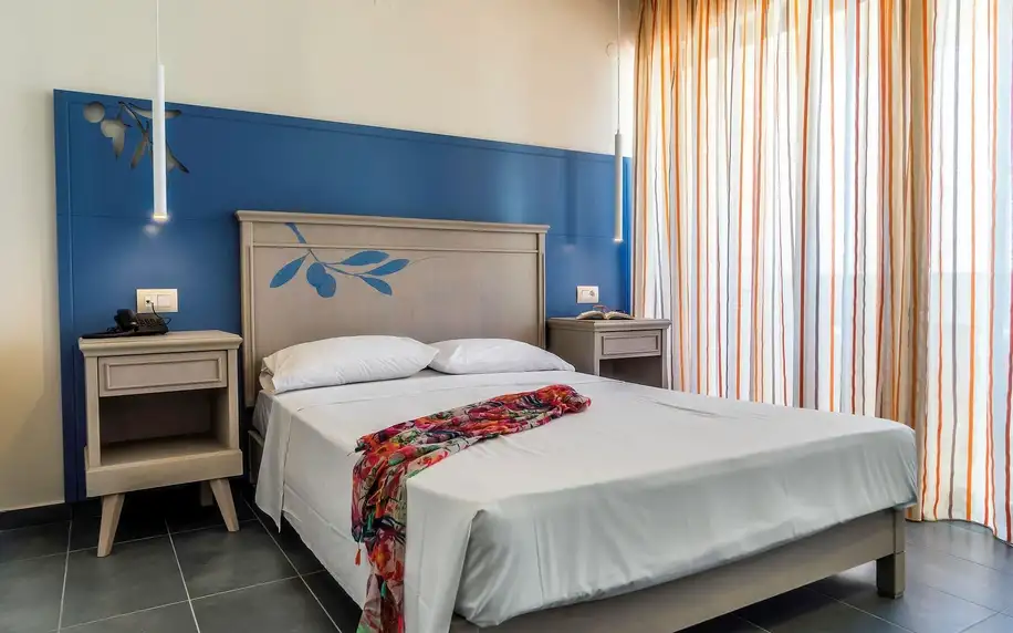 Castello Village Resort, Kréta, Dvoulůžkový pokoj s výhledem na moře, letecky, polopenze