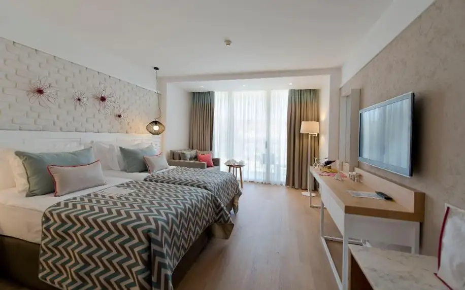 Akra Kemer, Turecká riviéra, Apartmá Deluxe, letecky, all inclusive