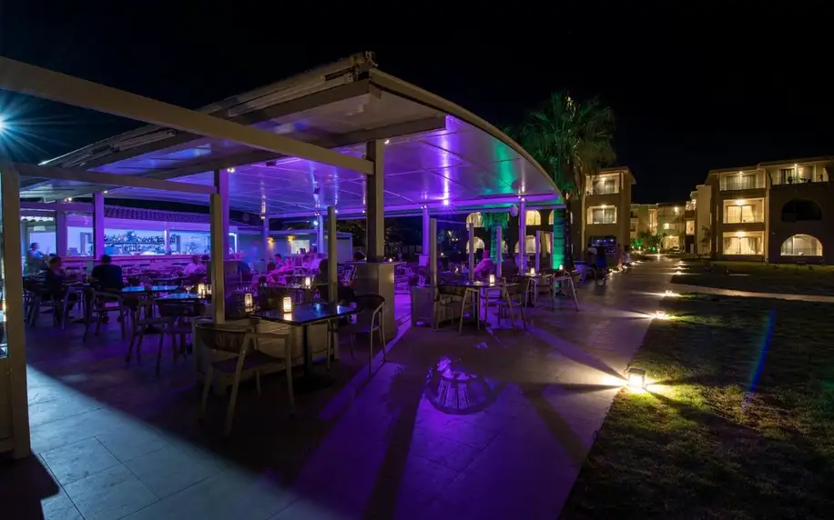 Vantaris Luxury Beach Resort, Kréta, Pokoj Superior, letecky, polopenze