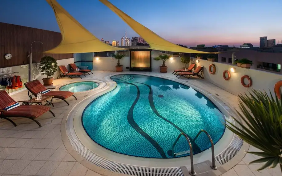 Savoy Suites Hotel Apartments, Dubaj, Studio, letecky, polopenze