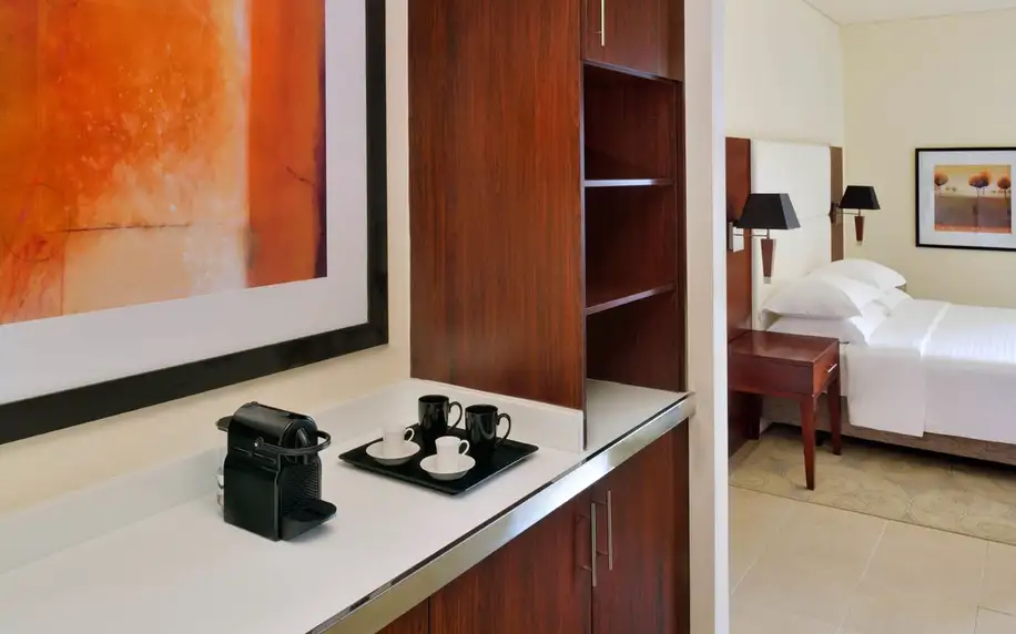 Delta Hotels by Mariott Jumeirah Beach, Dubaj, Apartmá, letecky, snídaně v ceně