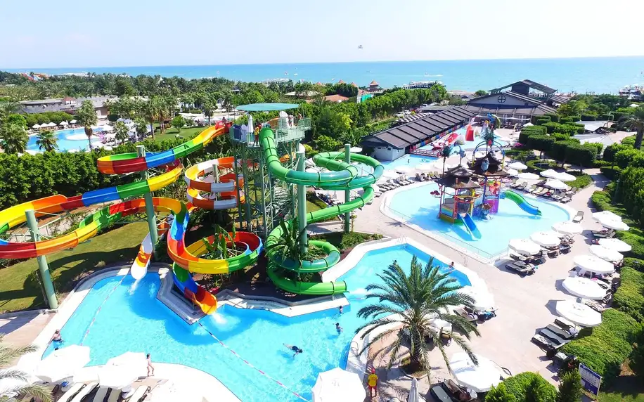 Limak Lara Deluxe Hotel & Resort, Turecká riviéra, Rodinný pokoj, letecky, all inclusive