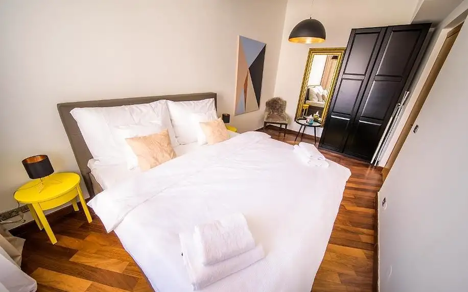 Praha: Triplex Kings Apartment in Old Town s možností vířivky na pokoji