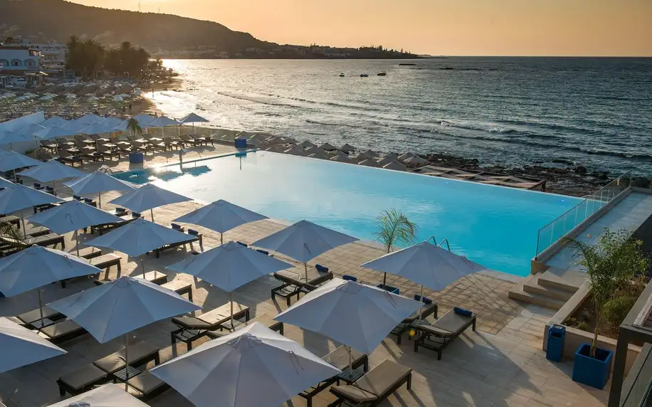 I-Resort Beach Hotel & Spa, Kréta, Zlaté apartmá s výhledem na moře, letecky, polopenze