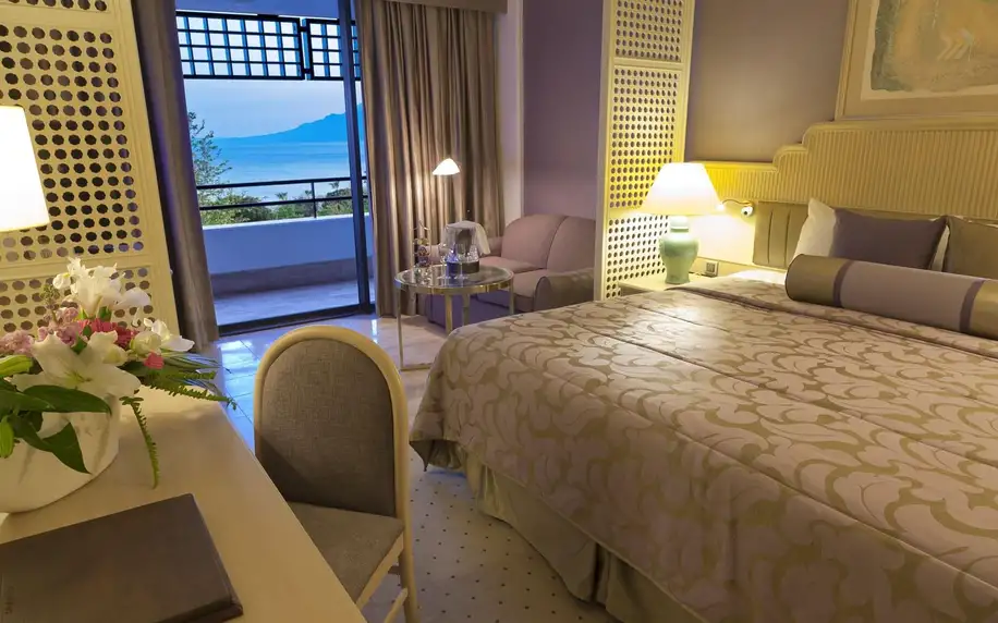 Rixos Downtown Antalya – The Land of Legends Theme Park Free Access, Turecká riviéra, Dvoulůžkový pokoj Deluxe s manželskou postelí, letecky, all inclusive