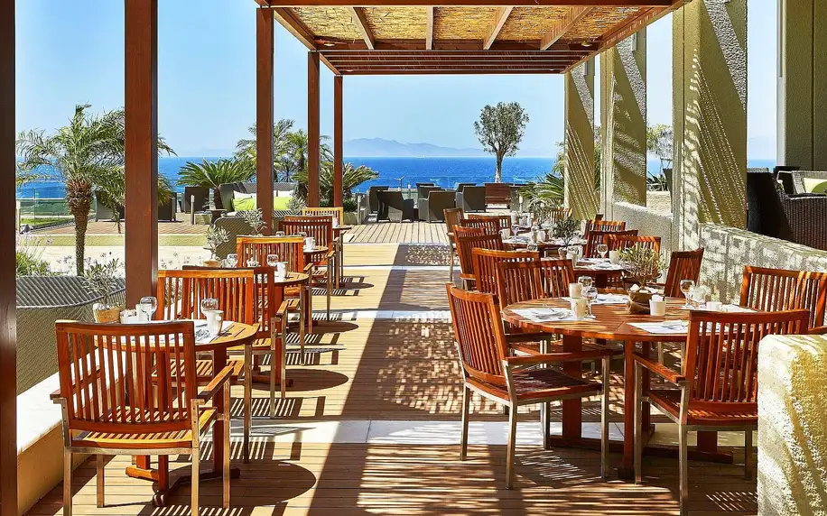 Sheraton Rhodes Resort, Rhodos, Apartmá Junior s výhledem na moře, letecky, polopenze