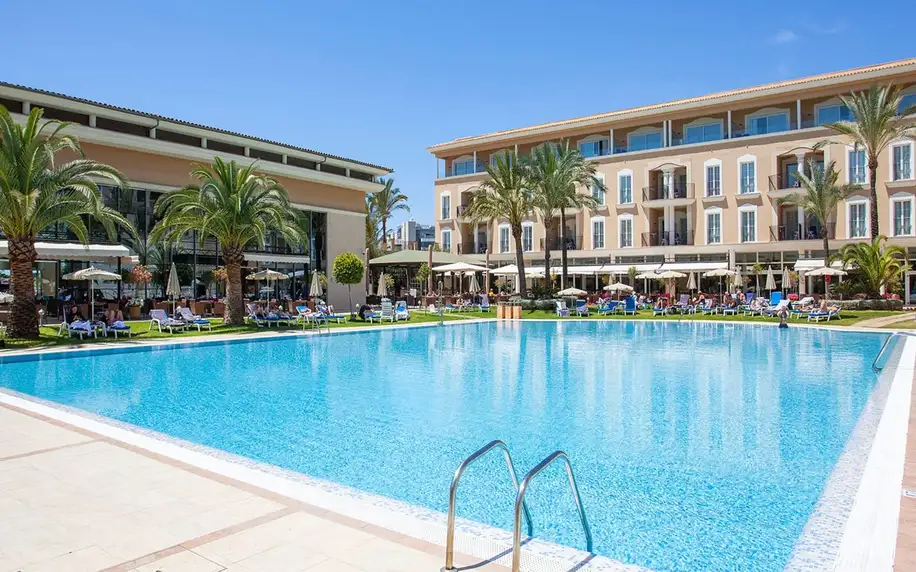 Grupotel Playa de Palma Suites Spa, Mallorca, Apartmá Junior s vlastním bazénem, letecky, snídaně v ceně