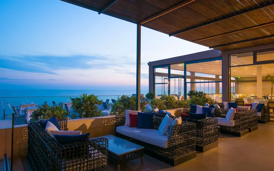 I-Resort Beach Hotel & Spa, Kréta, Zlaté apartmá Junior s výhledem na moře, letecky, polopenze