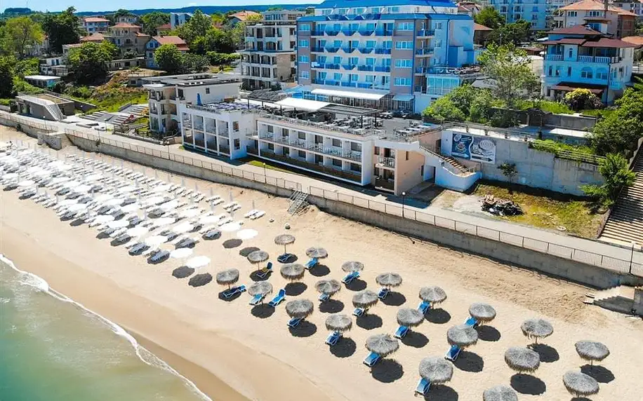 Hotel Paraiso Beach s kombinovanou dopravou, Obzor