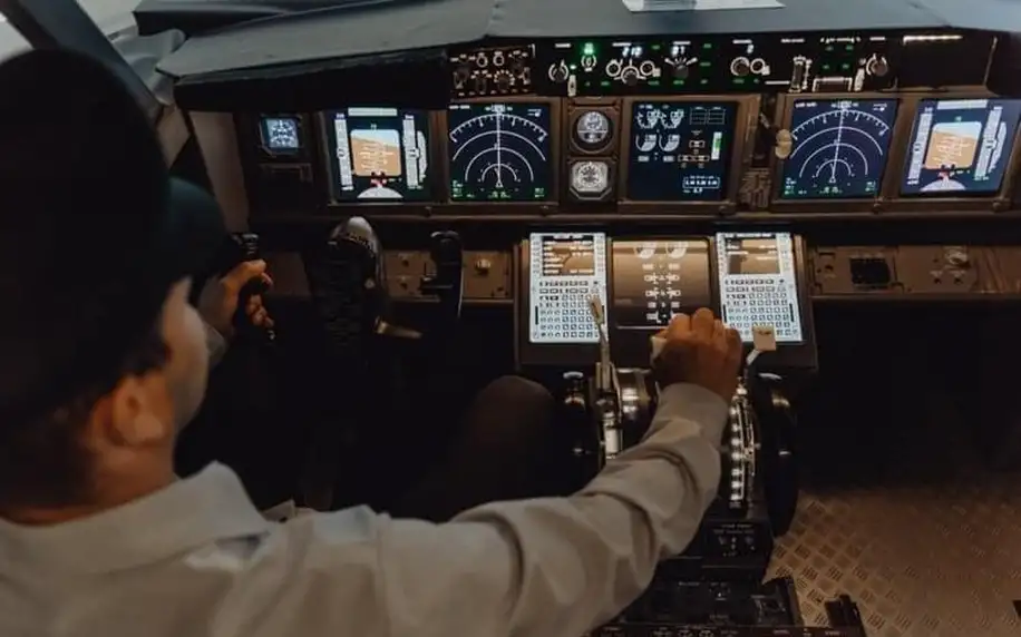 Simulátor Boeing 737NG na Moravě