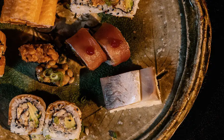 Sushi - rozmanité pochoutky