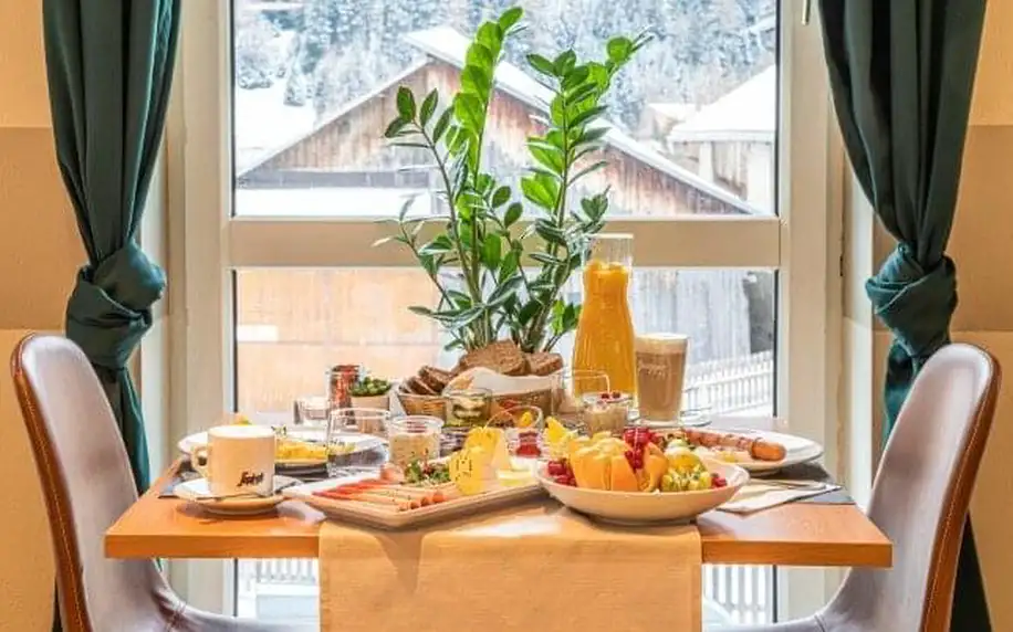 Rakousko: Tyrolsko v Hotelu Tia Monte *** s polopenzí, neomezeným wellness, zapůjčením kol a slevovou kartou