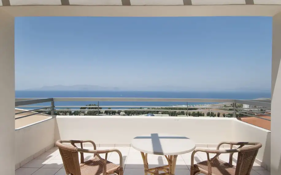 Kipriotis Panorama & Suites, Kos, Apartmá Junior Superior s bočním výhledem na moře, letecky, all inclusive