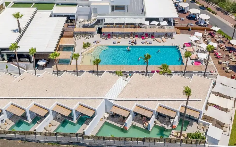Napa Mermaid Hotel & Suites, Jižní Kypr, Apartmá Junior s výhledem na moře, letecky, polopenze