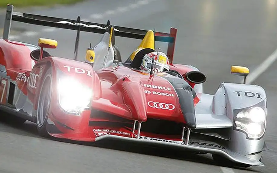 Autokarem na slavný závod: 24 hodin v Le Mans