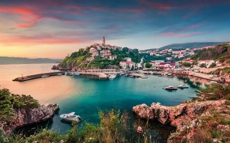 Dovolená plná zábavy: Ostrov Krk přímo u moře ve Veya Hotelu by Aminess *** s polopenzí a bohatým programem