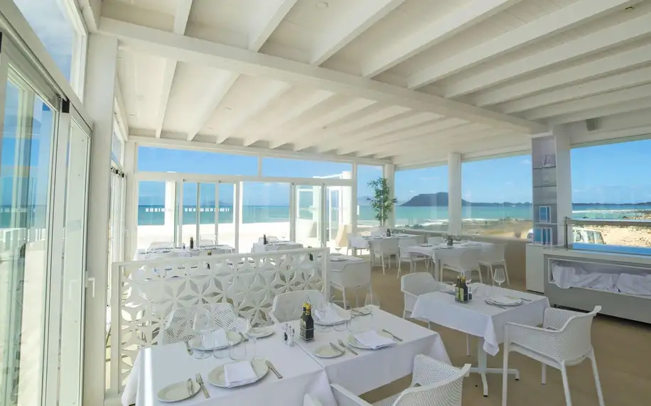 Boutique Hotel Tao Caleta Mar, Fuerteventura, Apartmá s výhledem na oceán, letecky, snídaně v ceně