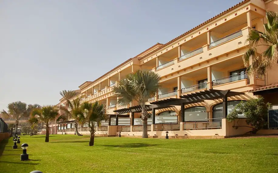 Secrets Bahia Real Resort & Spa, Fuerteventura, Apartmá Junior s výhledem do zahrady, letecky, snídaně v ceně
