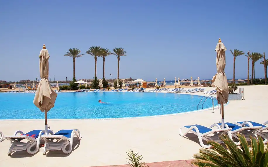 Cleopatra Luxury Resort Makadi Bay, Hurghada, Pokoj ekonomický, letecky, polopenze