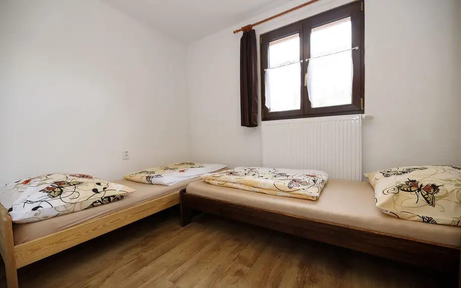 Pobyt na Lipně: apartmán nebo celá chata až pro 10 os.