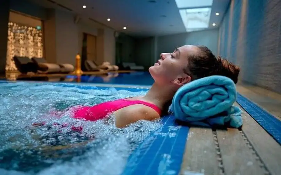 Mariánské Lázně: Relax v Hotelu Maxim **** s bazénem, až 6 léčebnými procedurami, polopenzí a pitnou kúrou