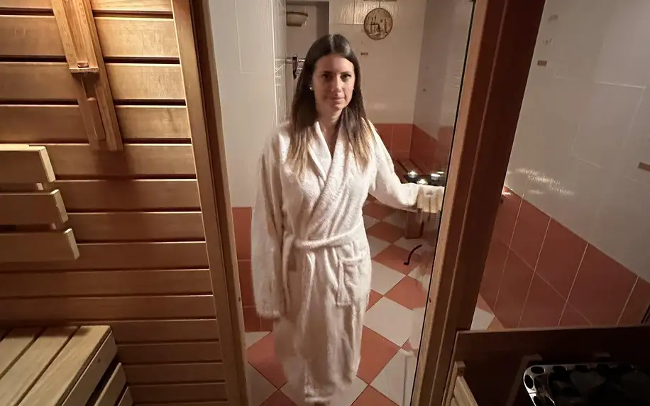 Relax v srdci Krušných hor: privátní sauna a prosecco