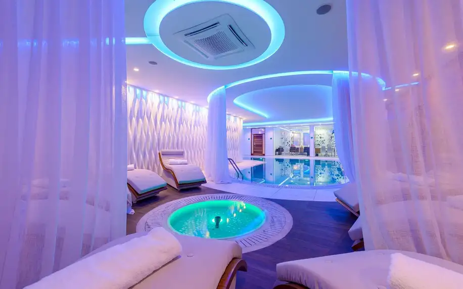 Tasia Maris Beach Hotel & SPA, Jižní Kypr, Dvoulůžkový pokoj Deluxe s manželskou postelí, letecky, all inclusive