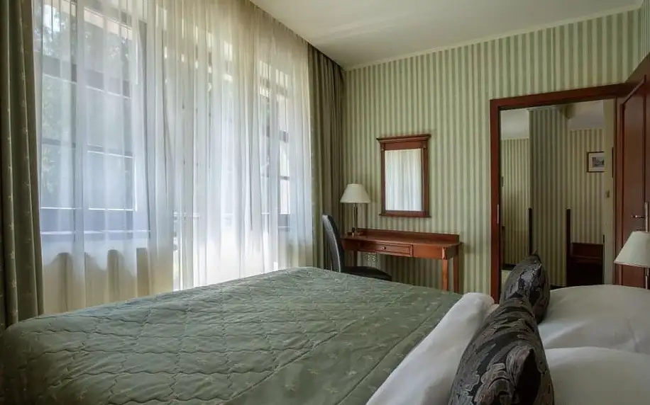 Luxusní odpočinek: 4 Hotel v Mariánkách se snídaní 3 dny / 2 noci, 2 osoby, snídaně