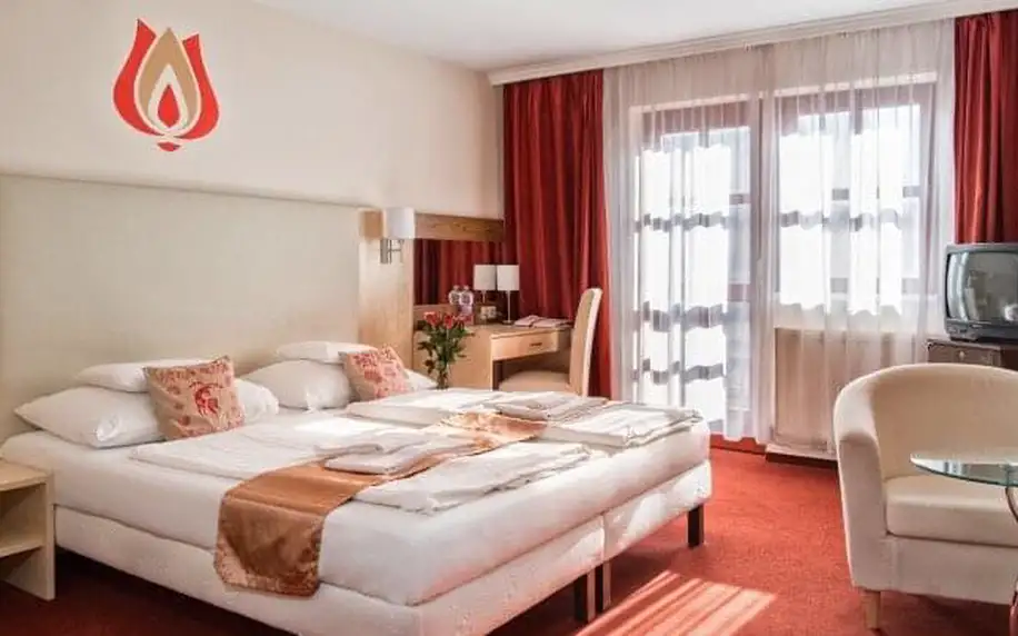 Bük: Relax ve 4* Hotelu Piroska s polopenzí, neomezeným wellness a masáží + vstup do termálních lázní Bükfürdo