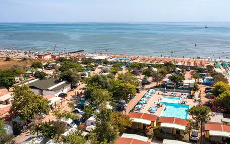 S rodinou do Itálie: bazén, pláž i moderní mobilní domky